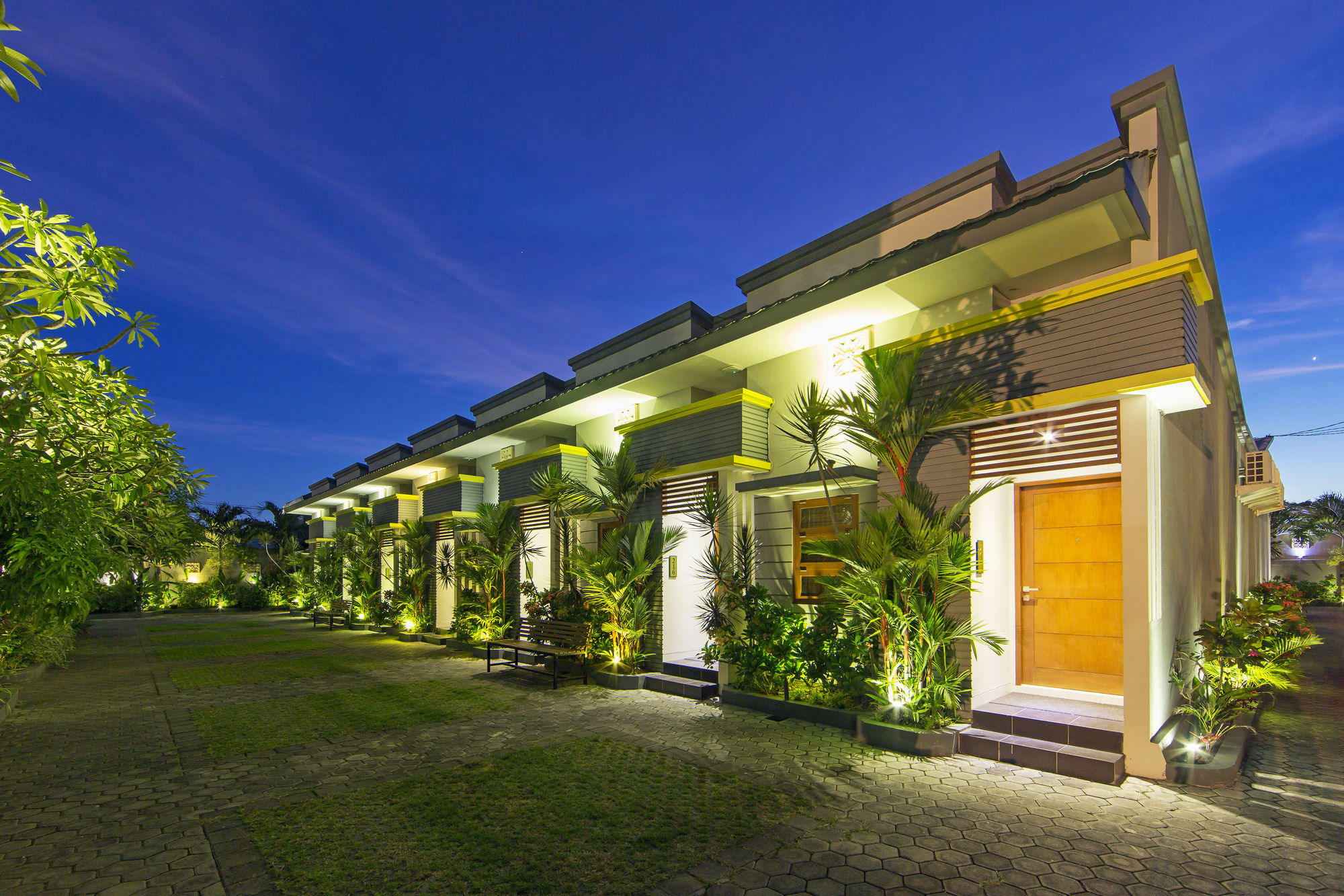 The Banyumas Villa Denpasar Esterno foto